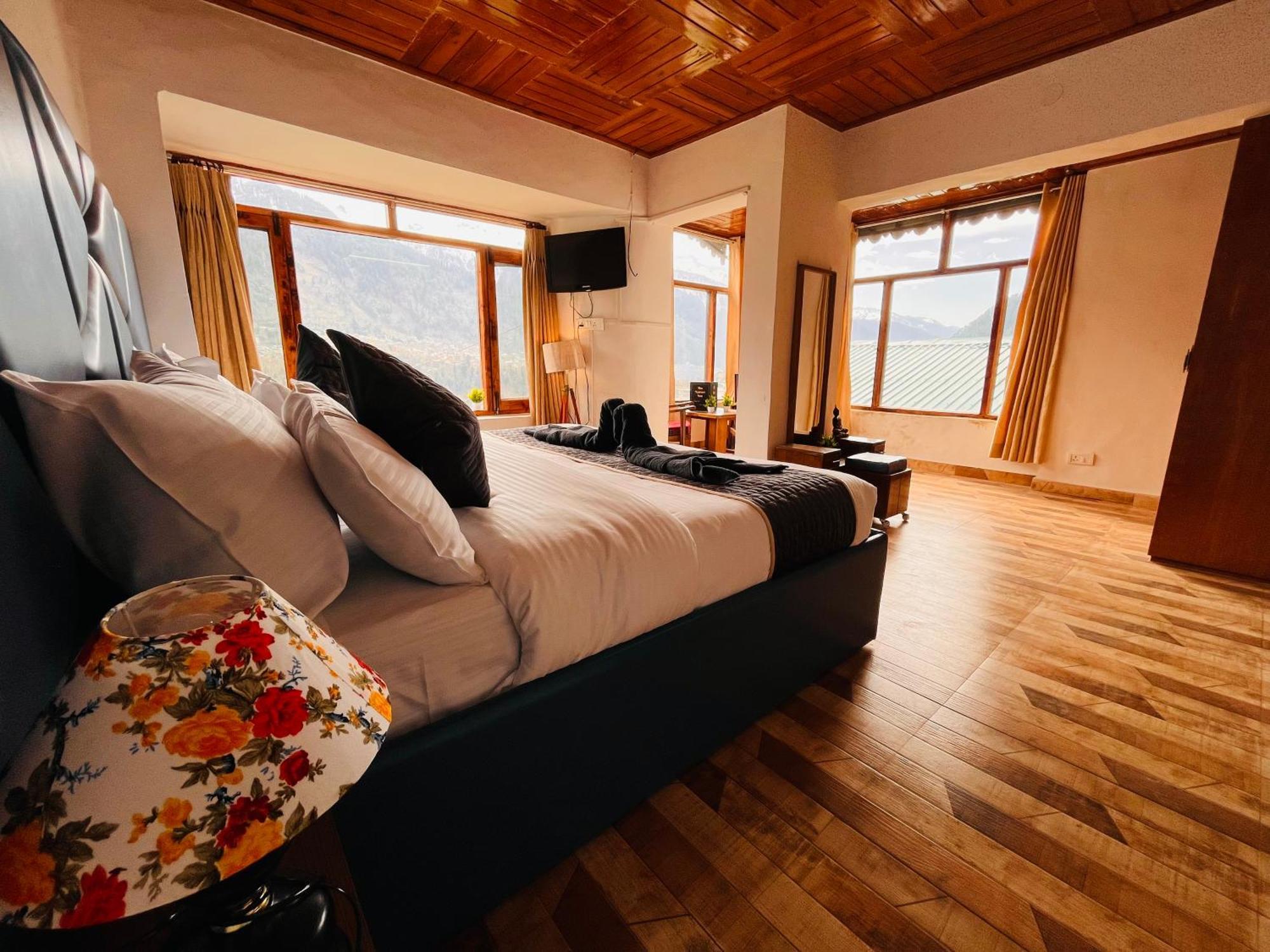 Himalayan River Mountain View 2 Bedrooms Cottage, Manali Exterior photo